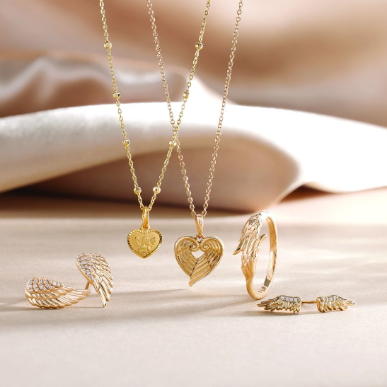 Spring Jewelry Trends: What’s Hot this Season in Highland Heights, KY